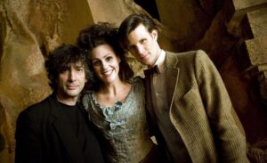 Suranne Jones Instagram - Happy 6Oth Anniversary @bbcdrwho 
series 6
#thedrswife 
@neilhimself 
#mattsmith
I loved doing this episode. Still one of my favourite jobs. 
And now I’m listening to my husband trying to explain the new series to my boy ❤️

IDRIS : ‘ I just wanted to say… hello’