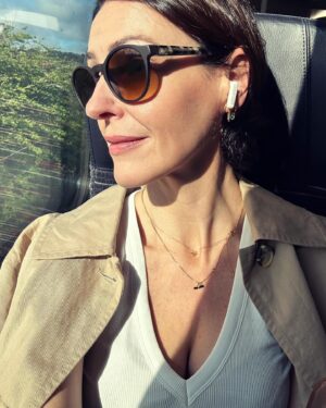 Suranne Jones Instagram - Back to work 🚝🎬☀️
