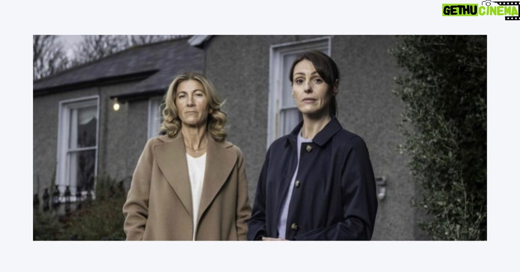 Suranne Jones Instagram - America gets Becca and Rosiline in ‘MaryLand’ next April🇺🇸Masterpiece on PBS has revealed the premiere date for MaryLand, its three-part miniseries that stars Eve Best (House of the Dragon), Suranne Jones (Gentleman Jack) and Stockard Channing (The West Wing). The drama that first bowed in the UK will premiere April 7 at 9 p.m. ET. It follows two estranged sisters who are brought together over the death of their mother, Mary. They learn she had been living a secret life on the Isle of Man, far from the home she shared with her husband and father of their two daughters. @teamakersprod @masterpiecepbs @monumentaltelevision