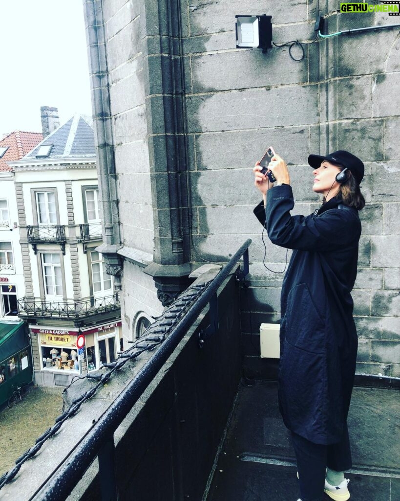 Suranne Jones Instagram - Geeking about in Bruges 📷