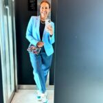 Susana Dias Ramos Instagram – Só vim pelas fotos do elevador e pelo pequeno almoço!
Feliz no Simples 🤫😍
