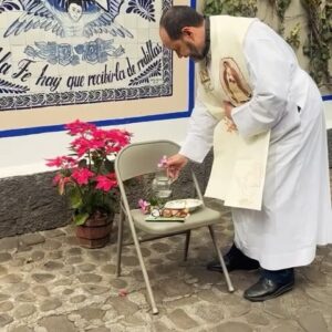 Susana Zabaleta Instagram - 🙏🏻 Bendito el Fruto de tu Vientre #VirgenDeGuadalupe 

#12DeDiciembre