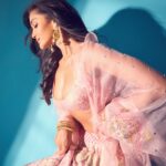 Sushrii Shreya Mishraa Instagram - Only Love is real 🕊️🤍✨ . Outfit : @sukritiandaakritiofficial 🌹