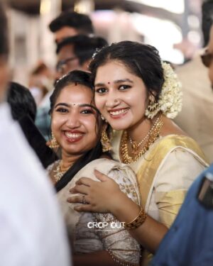 Susmitha Prabhakaran Instagram - Inframe : @susmitha.prabhakaran

Dop : @shaha_khan_photography 

Saree draping: @weldon_collections

Makeup & styling : @makeover_by_givin
@_meethu__off_icial