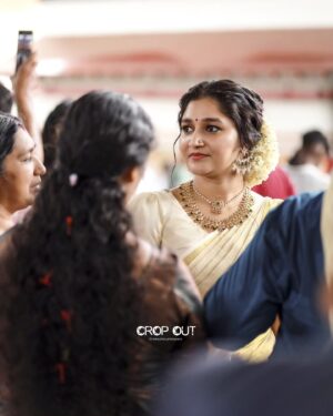 Susmitha Prabhakaran Instagram - Inframe : @susmitha.prabhakaran

Dop : @shaha_khan_photography 

Saree draping: @weldon_collections

Makeup & styling : @makeover_by_givin
@_meethu__off_icial
