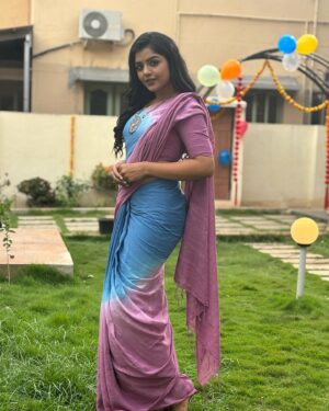 Suveta Shrimpton Instagram - Saree vibes ❤️
🥻vika boutique
.
.
#adshoot #sareelove #shooting #sunnydays☀️ #posingforthecamera #suvetashrimpton❤️❤️❤️