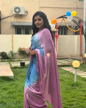 Suveta Shrimpton Instagram - Saree vibes ❤️
🥻vika boutique
.
.
#adshoot #sareelove #shooting #sunnydays☀️ #posingforthecamera #suvetashrimpton❤️❤️❤️