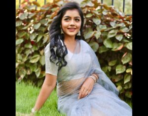 Suveta Shrimpton Instagram - Striving for progress,not perfection👍🏼
 📷 @doodle_phootography 
Hairdo @sha_cin_makeover 
.
.
.
#photoshoot #sareelove #instagood #instadaily #photooftheday #trending #suvetashrimpton #suvetashrimpton❤️❤️❤️