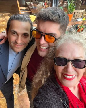 Suzan Kardeş Instagram - Üsküp’e ziyaretimizin amacı tabii ki Hıdırellez 💐🥰 resmi ziyaretlerde bulunduk 🥰 ilk ziyaretimiz Kuzey Makedonya cumhuriyeti Siyasal sistem ve topluluklar arası ilişkiler Bakan Vekili Cabir Doko oldu @cabir.doko 🧿 misafirperverliğinden dolayı teşekkür ederiz. 💐👏 tüm bu organizasyonu sağlayan Loçkam Yusuf’uma ayrıca teşekkür ederim @yusufeminii 💐🥰💋 @unesco @unescoturkiye @unitednationsturkey @unesco @unitednations @suzaninhidirellezfestivali @enesibrahimthp @turk.hareket.partisi @bkmonline @maximumuniq #mutluluk #sevgi #aşk #sağlık #huzur #skopje🇲🇰 #üsküp #makedonija #balkan #rumeli