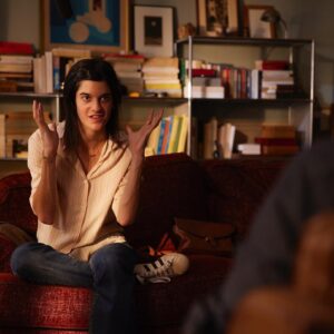 Suzanne Lindon Instagram - merci aux plus de 50 millions de spectateurs qui nous ont suivis ❤️ En Thérapie, dernier jour sur @artefr aujourd’hui