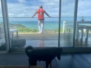 Suzanne Paul Instagram - Wow, look at that view! And the scenery’s not bad either 😆