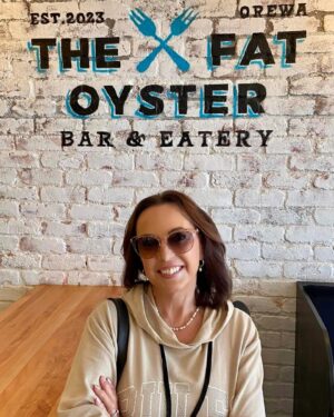 Suzanne Paul Instagram - Had a fabulous lunch at @thefatoysterorewa  yesterday- Patricks favourite, Bluff Oysters!