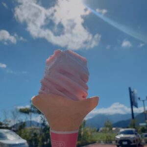 Suzuko Mimori Instagram - 🍦🍧🥞🍧
着られる服が3着くらいしかなくなった…これが臨月か😇
ただいま11キロ増！さて、元に戻るかな？😇
#mimorisuzuko #mimorin #臨月 #マタニティライフ #ダイエットは来月から