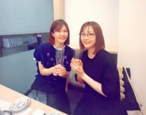 Suzuko Mimori Instagram - #ゆゆゆ の勇者部メンバーが久々に集合して、壮行会をしてくれました🥲✨
たまたま渡米発表直前にゆーみんにスタジオで会って、アメリカ行くんだーって報告したら、すぐみんなに声かけてくれたの！さすが部長！
そして忙しい中集まってくれたみんなにも感謝です💕
ありがとう😭
#結城友奈は勇者である #三森すずこ #mimorin #役の名前も美森