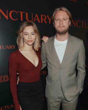 Svetlana Ustinova Instagram - «Sanctuary» premiere
Produced by Rumble / Hype Studios / Mosaic / Charades @ilyastewart 

@neonrated