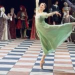 Svetlana Zakharova Instagram - Нет повести печальнее на свете, чем повесть о Ромео и Джульетте…. 🤍