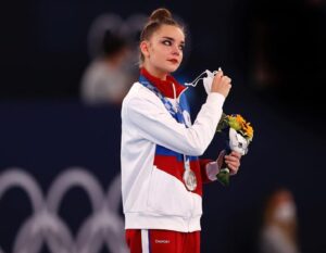 Svetlana Zakharova Instagram - То, что сегодня происходило на соревнованиях по художественной гимнастике, назвать беспределом – слишком мягко❗ Это был бандитизм со стороны всего судейства. С самого начала казалось, что это был заговор против наших гениальных спортсменок @arishadina1998. Всем нам было понятно, что Дине и Арине надо только чисто, без ошибок исполнить все упражнения, что они, большие умнички, и сделали (совершено без единой потери была Дина) как всегда на высочайшем уровне, и вот она -  наша олимпийская медаль… Но нет, судьи с самого начала намеренно занижают баллы обеих сестёр, а апелляцию не принимают❗Неужели Дина Аверина, тринадцатикратная чемпионка мира, по их мнению, не достойна золота на Олимпийских играх❓❗❗

Я уважаю труд каждой спортсменки❗Они великие трудяги и умницы❗ Но я не могу понять судей, как можно было так судить сегодня❓Позор❗❗❗

I’m absolutely appalled by today’s rhythmic gymnastics quality of judging❗ I can’t stress enough how unbelievably biased and unfair it was! Dina and Arina‘s performance was of the highest level and mastery and there was no smallest mistake made, which is not an easy feat all. I’m convinced that the sister athletes deserve the highest praise and assuredly they deserve the medals. But no, the judges downgrade our athletes from the outset and don’t even accept the appellations! I can’t believe that Dina Averina a thirteenfold world champion is not good enough for Olympic gold in those judges eyes❗I deeply admire the effort and hard work that goes into every athlete’s performance! I do not know anyone who is more dedicated and talented as them! But! It’s unbelievable how unfair and shameless the jury’s judgment was today❗ Shame on them❗

#светланазахарова
#svetlanazakharova
#художественнаягимнастика
#олимпиада2021