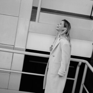 Sveva Alviti Instagram - L’éclipse 🎬🫶 pensando a te #monicavitti 
Out now on @iodonna_it by @andrea_gandini_photography

Styling by @maurobiasiotto 
Interview by @michaelakbellis 
Hair @errisonmusella
Makeup @serena_congiu 

@whynotmodels @elenalaura11 @mauracantatore