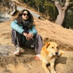 Swanandi Tikekar Instagram - Travel companions made this trip even special!! ❤️ #travel #pahadi #dogs #friends #companion #love #swananditikekar