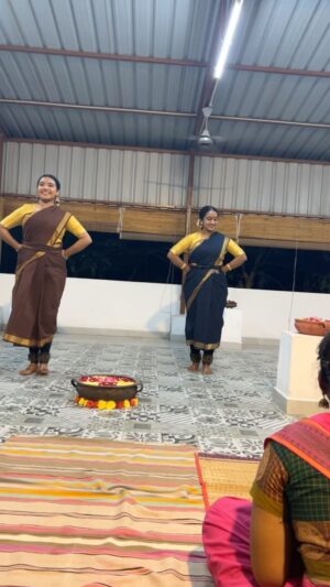 Swarnamalya Instagram - Navaratri Pooja @rangamandiraacademy  Ranga Mandira Sadir Melam perfuming to a 27 year old original recording in the voice of my Guru the Great Kalaimanani KJ Sarasa amma, vocals Gowri akka and mridangam Tanjavur Ramdass.. an exacting 55 mins varnam.