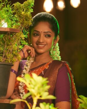 Swathi Sharma Instagram - Beauty is
power; a smile is its sword.😊