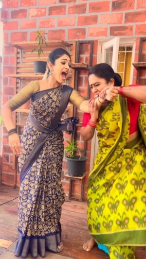 Swathi Sharma Instagram - She is horrible 🤣🤣
.
.
.

#reelitfeelit #comedy #tamilcomedy #comedyreels #instareels #instagood #reelsindia #fun #funny