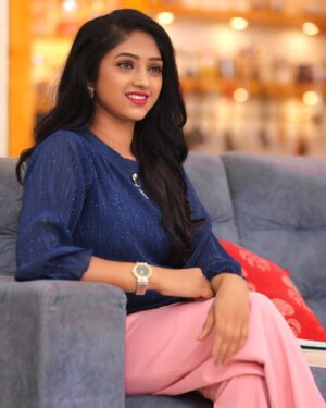 Swathi Sharma Instagram - 🤗
Pc : @storiesbysidhu