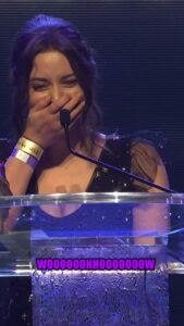 Sweet Anita Instagram - I presented 'best org' at the Streamer Awards and it went EXACTLY how you’d expect 😂 #sweetanita #sweetanitatwitch #sweetanitaedit #sweetanitaclips #streamer #streamerawards #streamerawards2022 #twitch #twitchstreamer