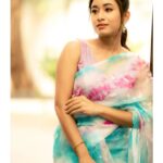 Swetha Venugopal Instagram - Illuminate✨ Artist - @swetha__venugopal Costumes - @ivalinmabia Photography - @camerasenthil Makeup - @rinkymakeup_artist Hair - @mani_stylist_ Shoot organised by @rrajeshananda #swethavenugopal #kollywood #actor #cinema #photoshoot #photography #tamil #movies #instagram #instagood