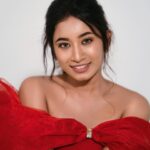 Swetha Venugopal Instagram - Let me be your valentine 💌 Shot by the extremely talented @arockiya_amalan_jr_films Outfit @zarikas_designhouze MUA @kavipriya_mua Asst @kugh.ann