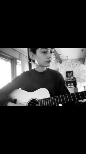 Sydney Chandler Instagram - my voice is almost back from throat surgery … but felt the urge to write and try to sing once again. cheers to bloody hearts & trustworthy backbones xx

( if anyone wants to play around & start a band … lemme know hehe. dream to make music with actual musicians. )
