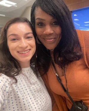 Sydney Ozerov-Meyer Instagram - Tonight! 10/9c a brand new episode of @thegooddoctorabc and my goodness I’m honoured to be a part of this story.
The amazing writer @dametaylor and director @bosede_williams were a complete gift to work with and they tell this story with such care. 
Thank you to all the wonderful cast @briasamone @willyunlee @brandonlarracuente for being so welcoming and especially to @fionagubelmann for being such a generous and supportive scene partner. And thank you to the remarkable @lizdeancasting for trusting me with this role. I can’t wait for everyone to see it! 🙌💕🩺