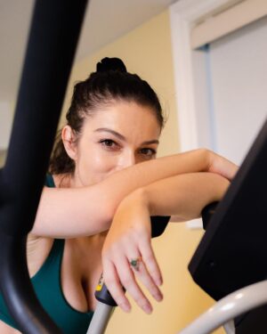 Sydney Ozerov-Meyer Instagram - I tend to really struggle through the winter months, both physically and mentally. Over the years I’ve found that movement helps me enormously with both but I’ve often struggled with the discipline to be consistent with a routine (made worse by how uncomfortable I feel in public gyms). This year I have made it my priority to set up an at home routine that I can maintain before the winter months set in to put my health first in a way that works for me.
An elliptical is my go to. It’s super low impact for my joints, an amazing full range of motion and great for a warm up or full workout. I was geeked to find the @lifespan_fitness elliptical that somehow requires no power and yet has a full digital program? It’s the perfect stride length and has a 30 day money back guarantee. If there’s one piece of at home gym equipment that felt essential to my winter setup. This is it. Wish me luck!!
