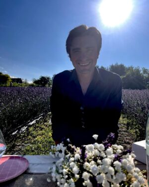 Sydney Ozerov-Meyer Instagram - My hunny basking in the sunshine at a lavender field picnic is now my picture of joy ☺️😍
