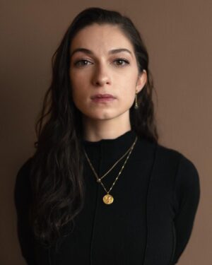 Sydney Ozerov-Meyer Instagram - New York in two days. So very excited to see everyone and to be eating hot dogs off street carts. What more could a girl want?