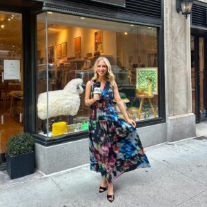 Sydney Sadick Instagram - Pinch me morning! ☀️ Something fun is coming soon! Oui hope you tune in 🥐💜📺 #fashion #tvhost #parisfashion #parisianstyle #stylexpert