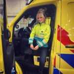Sylvana IJsselmuiden Instagram - Carrière switch! Prachtig beroep. Wel behoorlijk heftig.🙏❤️ #ambulance #levensredden