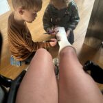 Sylvana IJsselmuiden Instagram - Weekje wel! Dit werd een “enkeltje” ziekenhuis. De dokter vroeg welke kleur gips ik wilde, ik ging voor “gebroken-wit”. Ik vond dit zelf erg grappig. #ééngoeieverhaal