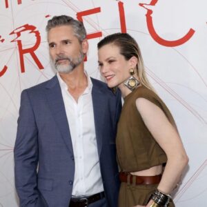 Sylvia Hoeks Instagram - @asacrificemovie premiered last night.

#ericbana #jordanscott @sadiesink_  #jonasdassler @ridleyscottcg @verticalentertainment @m_pruss ✨

@ysl
@chercoulter 
@jostrettell 
@owengould