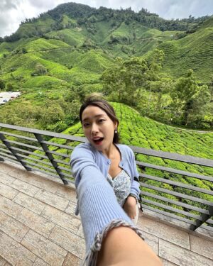 Sylvia Kim Instagram - mountains and flowers🌻 #malaysia