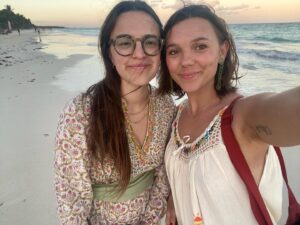 Synnøve Karlsen Instagram - Hermanas 🇲🇽