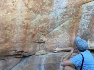Synnøve Karlsen Instagram - 2️⃣0️⃣2️⃣3️⃣
Filming in Prague 
Seeing cave drawings in South Africa 
Swimming in any body of water available