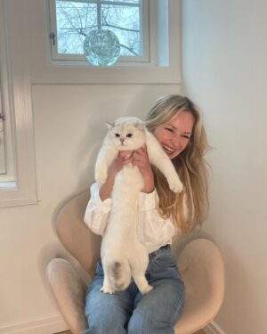 Synnøve Skarbø Instagram - Der satt an.