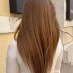 Szabó Zsófi Instagram - #reklám Végre kipróbáltam az új Metal Detox Diacolor-t, ami egy félig tartós festék. Igazán glossy megjelenésű, ragyogóan fényes hajszínt lehet elérni vele, méghozzá fokozatosan elhalványuló, természetes színnel. Ahhoz, hogy a hajamhoz passzoló ápolást alkalmazzunk, először is My Hair ID applikációval diagnosztizáltuk a hajam. Ennek megfelelően használtuk a Metal Detox családot és végre kipróbáltam az új terméket is, a Metal Detox mosás előtti ápolót, ami egyszerűen szuper! @emeseszav köszönöm a gyönyörű végeredményt, @hair_gy.niki Neked pedig jó babavárást 🫶🏼 #NoBreakageChallenge #MetalDetox #LorealPro #DiaColor @lorealpro
