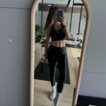 Szabó Zsófi Instagram - 🖤