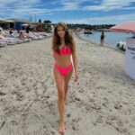 Szabó Zsófi Instagram - Calzedonia on the French Riviera 🍉🐚☀️ @calzedonia #calzedonia #ThatSummerFeeling #reklám