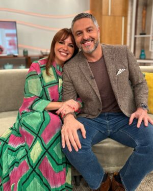 Tânia Ribas de Oliveira Instagram - Hoje, o querido Doutor João Ramos voltou à Nossa Tarde 😍 Como sempre, deu-nos dicas muito valiosas durante o Consultório Médico sobre Anemia! 👨‍⚕️🩺 Reveja na @rtpplay ou ande para trás na sua televisão! 📺