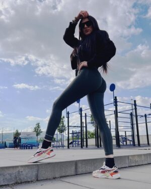 Tóth Gabriella Instagram - #hirdetes
Ma éjfélig még tudtok 30% kedvezménnyel vásárolni a GABI30-as kuponkódommal, amit a storymban található linken tudtok felhasználni🙌😘✌🏻