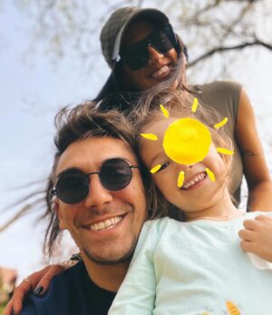 Tóth Gabriella Instagram - “Éppígy, testvérek, Krisztus testében ti is meghaltatok a törvénynek, hogy ahhoz tartozzatok, aki feltámadt a halálból. Ezért most teremjünk gyümölcsöt Istennek.” 🌿✨☀️
#Róm 7,4