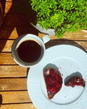 Tülin Yazkan Instagram - June, ‘22